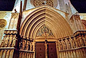 Tarragona - La cattedrale, il portale principale.